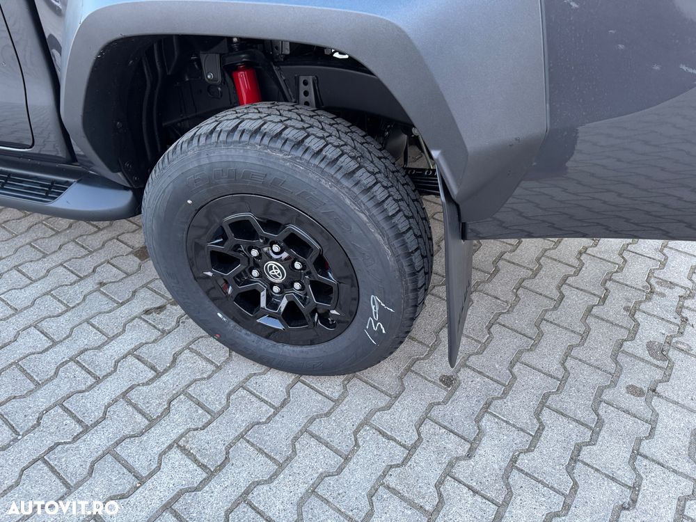 Toyota Hilux 4x4 Double Cab Autm. GR Sport - 38