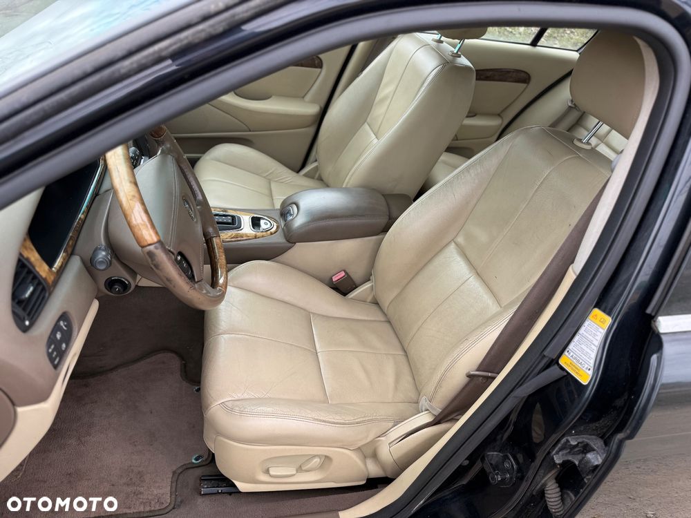 Jaguar S-Type 3.0 V6 Executive - 6