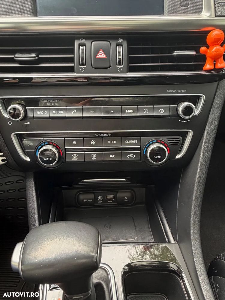 Kia Optima 1.7 CRDI DCT Business Supreme - 13
