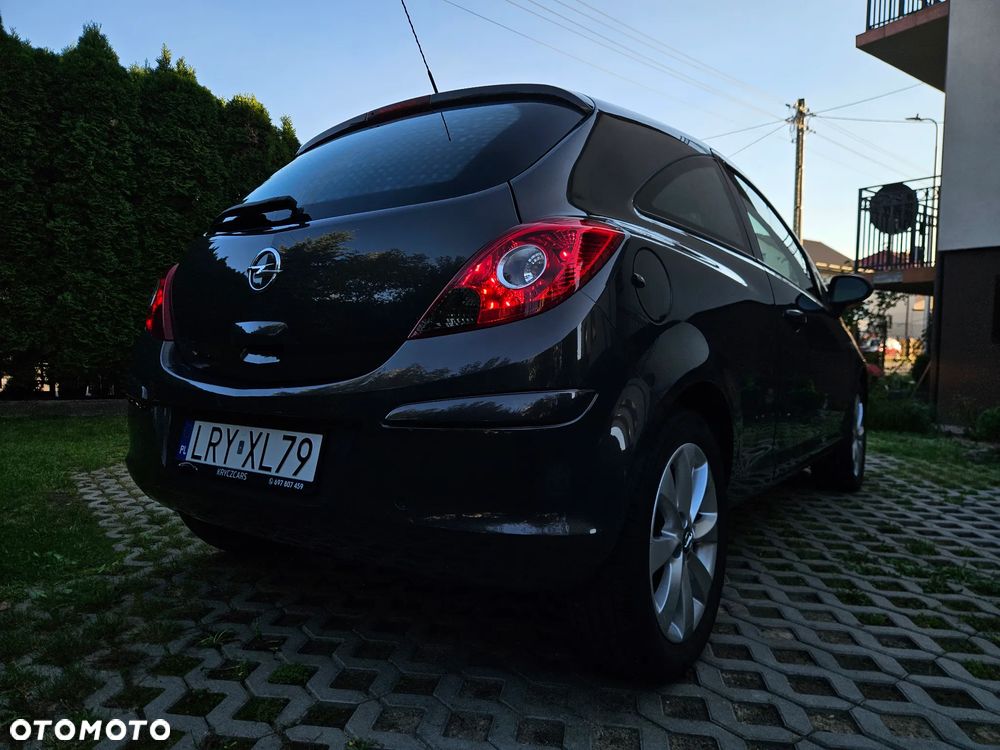Opel Corsa 1.4 16V Active - 20