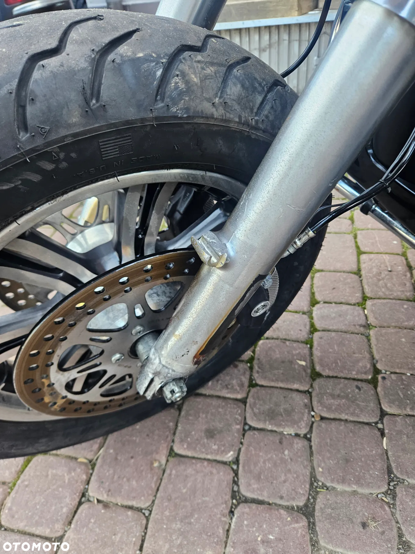 Harley-Davidson FLH Electra Glide - 8
