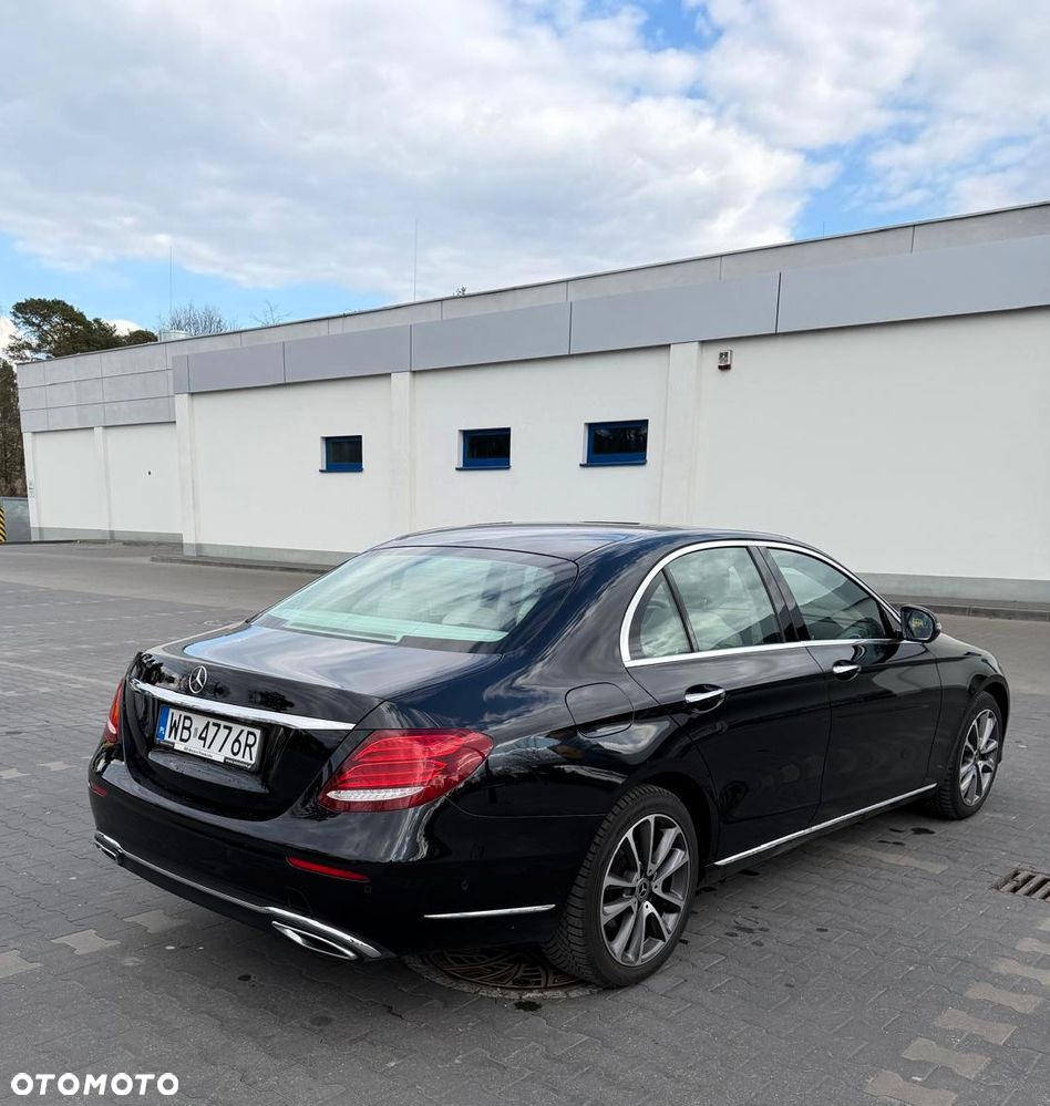 Mercedes-Benz Klasa E 220 d 9G-TRONIC - 9