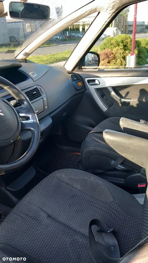 Citroën C4 Grand Picasso - 10