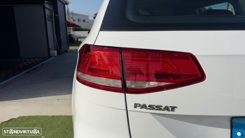 VW Passat Variant 1.6 TDI Highline - 10