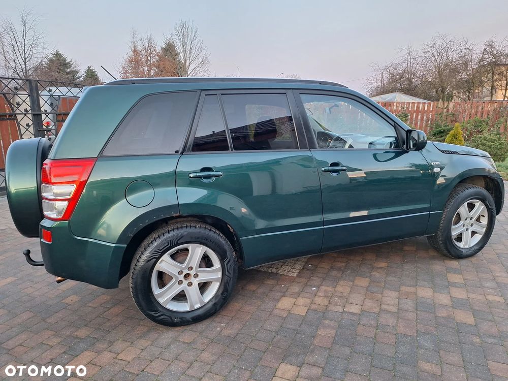 Suzuki Grand Vitara 1.9 DDiS Comfort DPF Family - 15