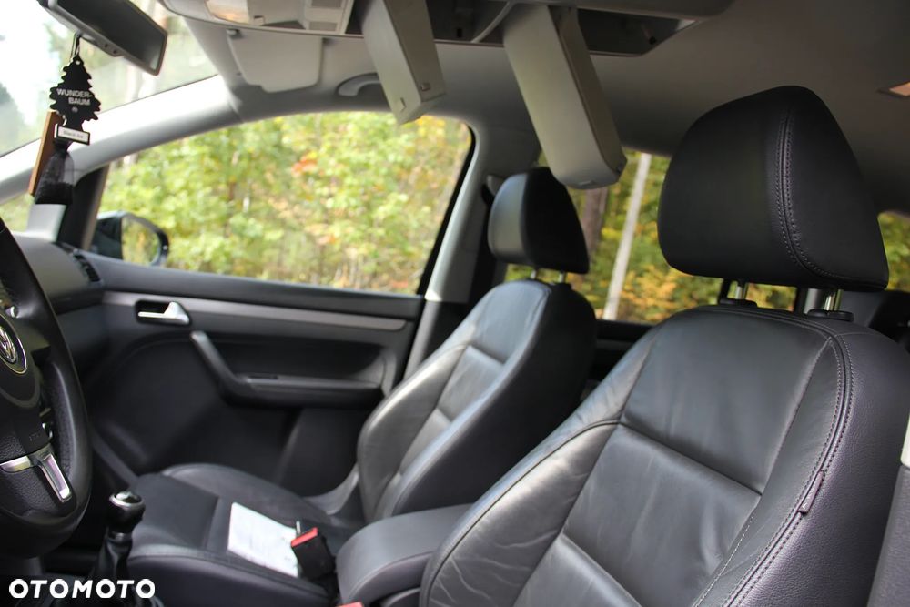 Volkswagen Touran 2.0 TDI DPF Comfortline - 20