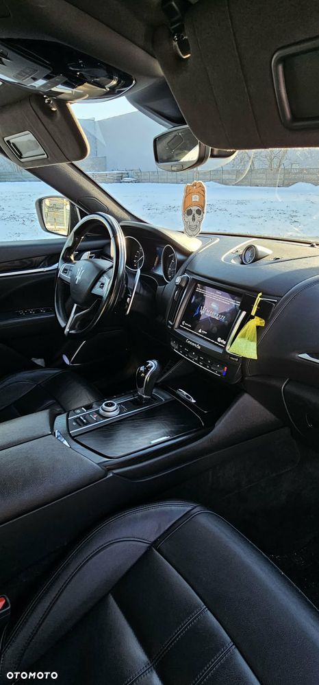 Maserati Levante Q4 GranSport - 5