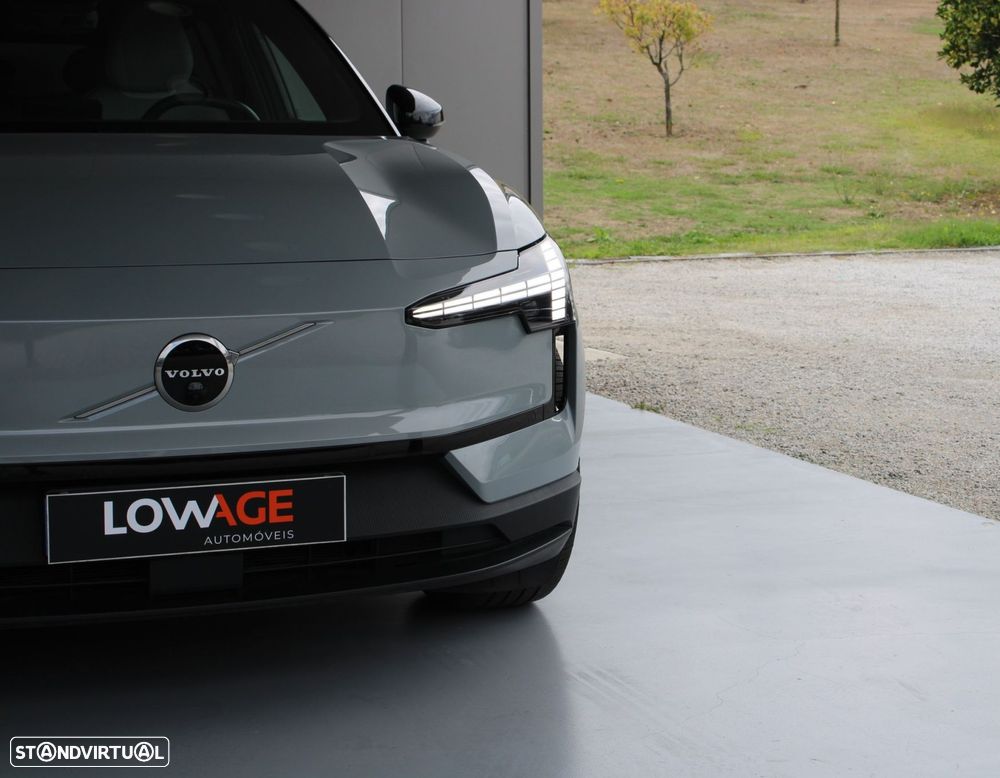 Volvo EX30 Twin Motor Performance AWD Ultra - 37