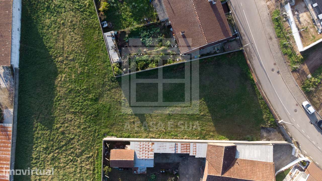 Terreno urbanizável c/ 3.560 m2 em S. Miguel de Souto, SMF - Exclusivo - Grande imagem: 4/13