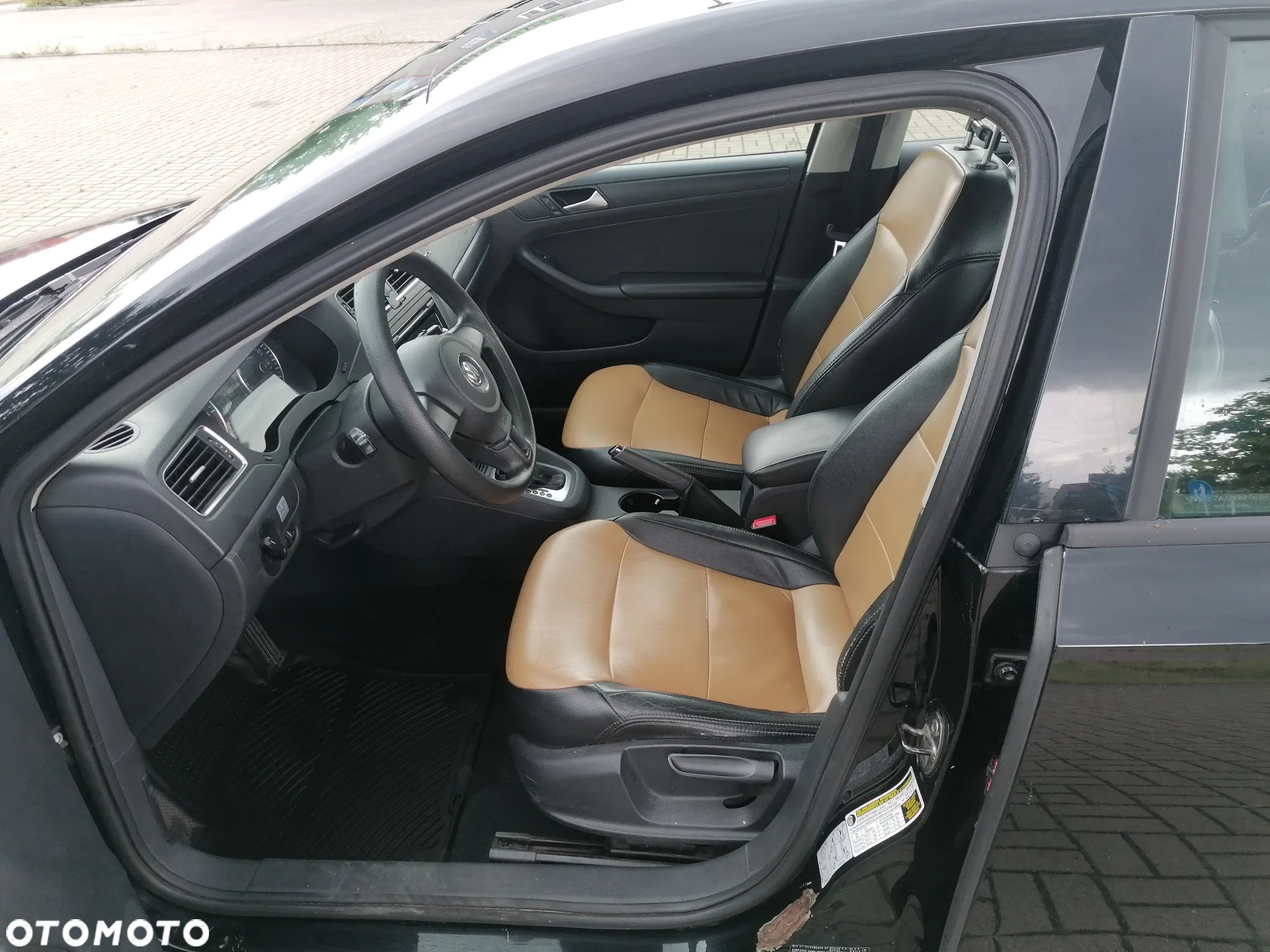 Volkswagen Jetta - 10