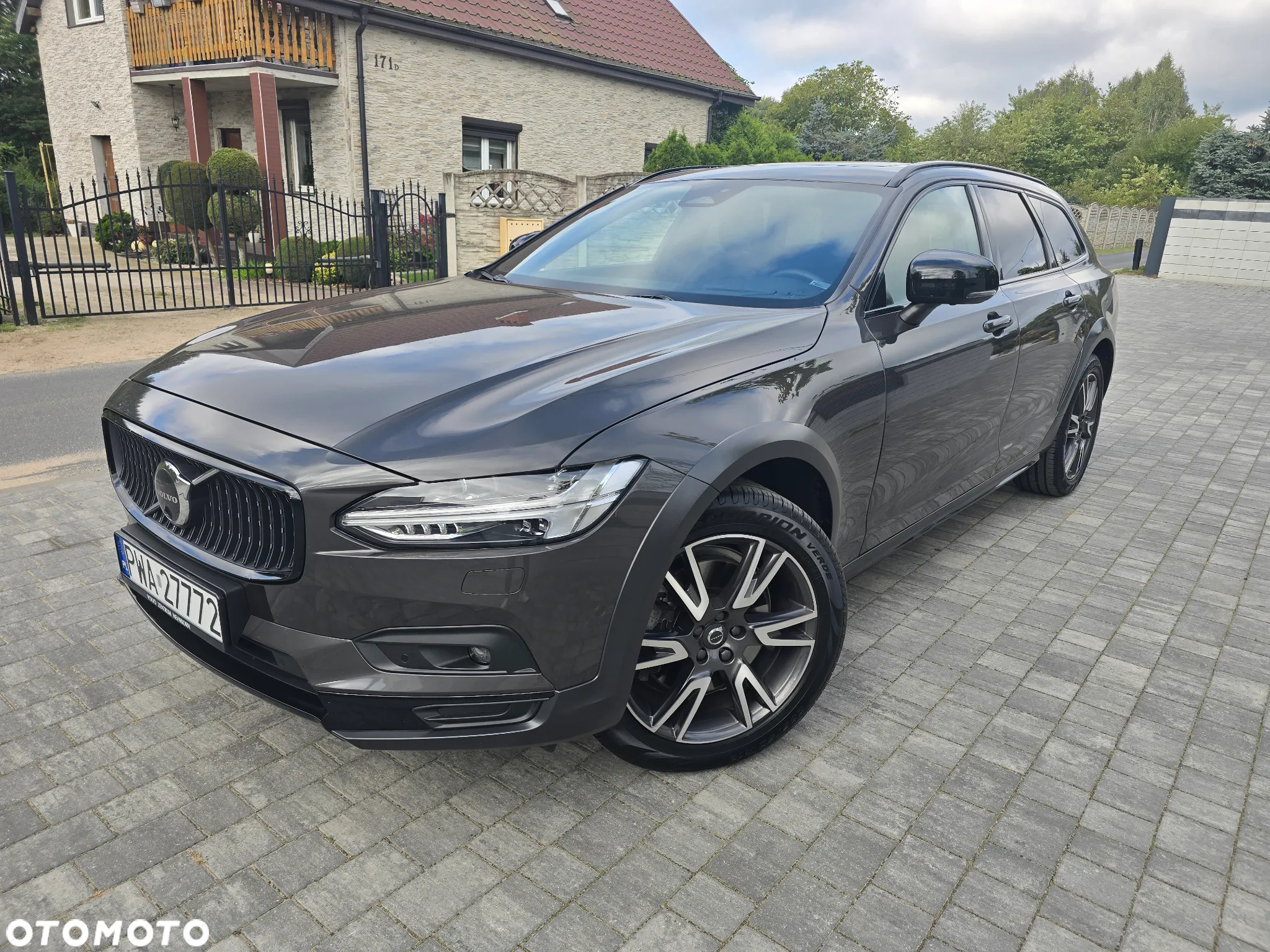 Volvo V90 Cross Country B4 D AWD Ultimate - 2
