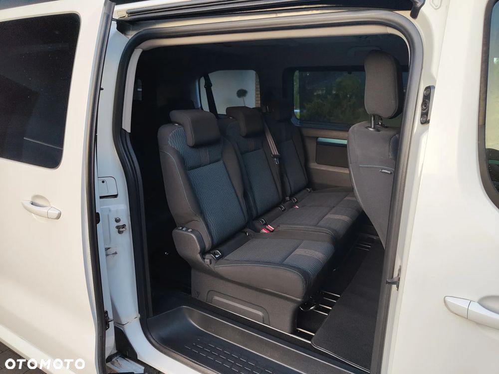 Peugeot Traveller L2 2.0 Active - 32