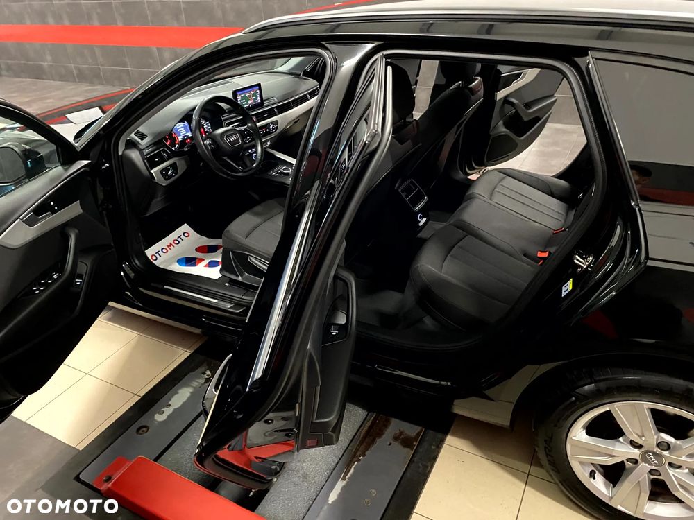 Audi A4 Avant 2.0 TDI S tronic - 16