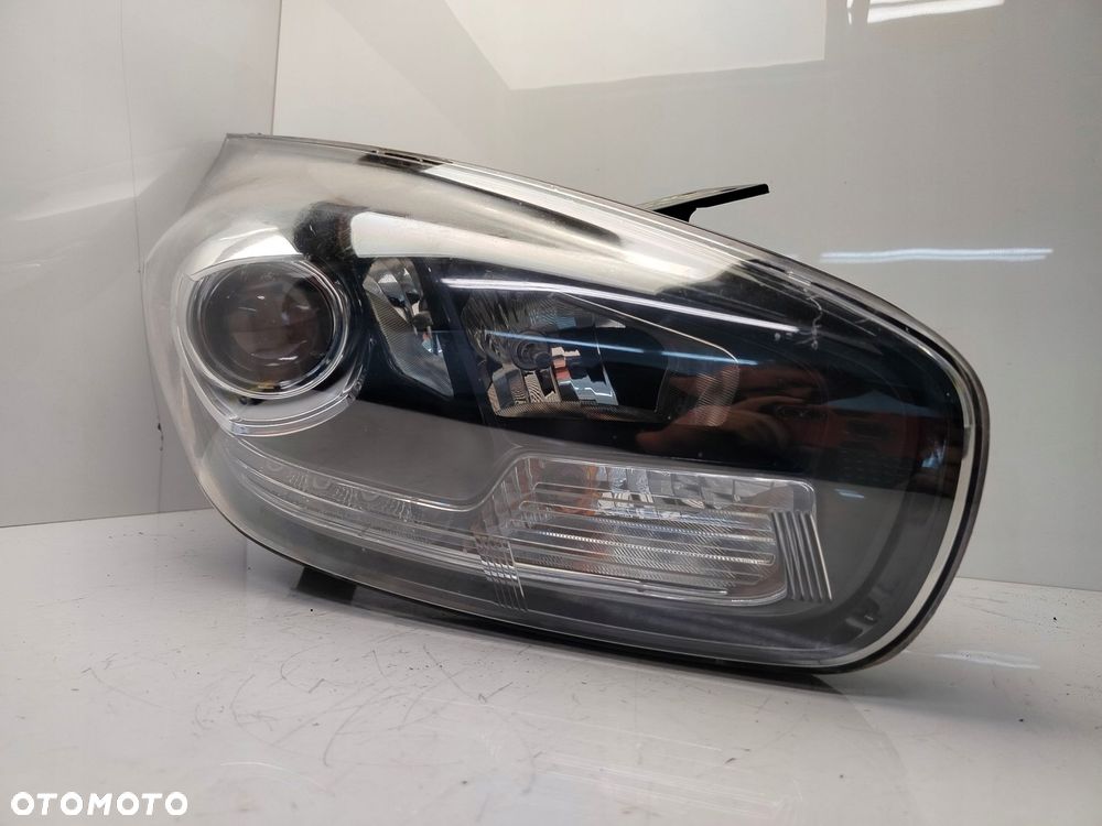 kia carens iv 13r- reflektor lampa prawy przód prawa przednia - 4