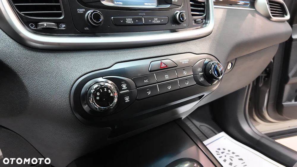 Kia Sorento - 27