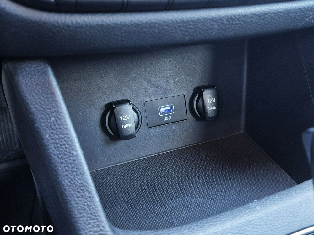 Hyundai i30 - 32