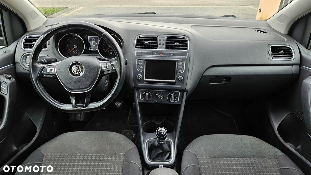 Volkswagen Polo 1.4 TDI (Blue Motion Technology) Comfortline - 18