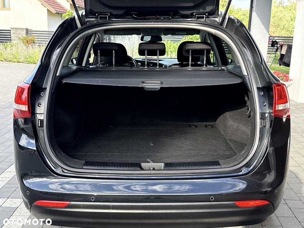 Kia Ceed 1.6 GDI Business Line - 38