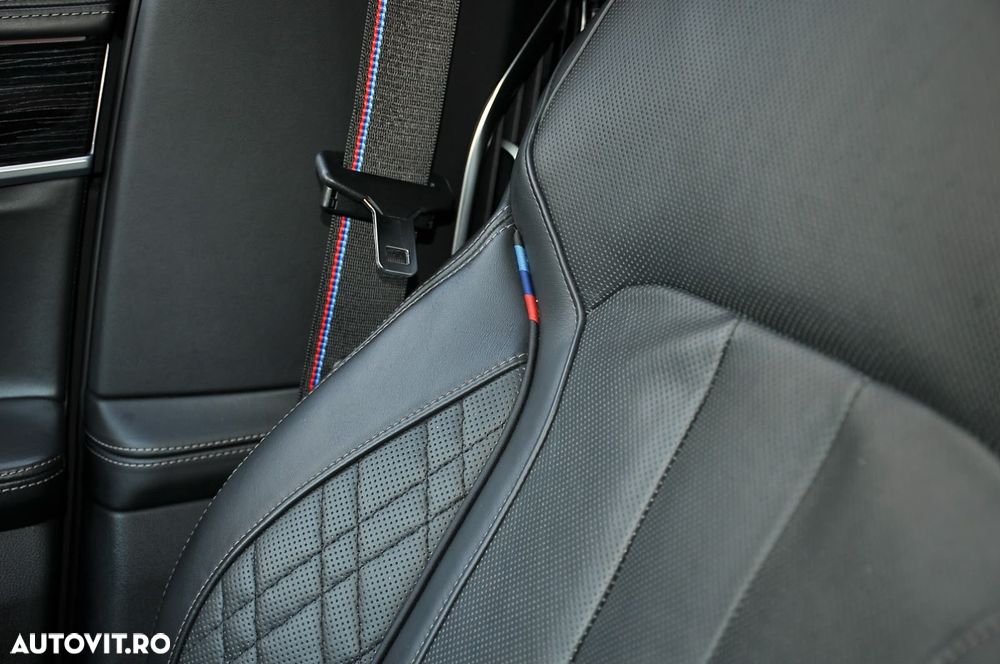 BMW Seria 7 750i xDrive - 22