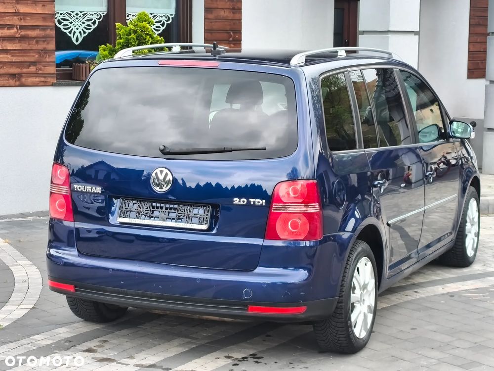 Volkswagen Touran 2.0 TDI DPF Highline - 14