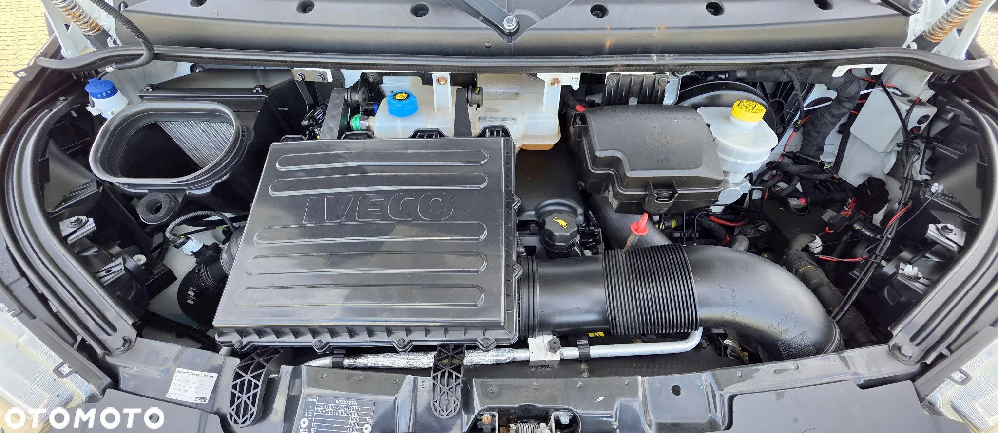 Iveco 35-170 3,0 HPI 170 KONNY KONTENER 4,2M WINDA KLIMA WEBASTO 8 BIEGOWY HIMATIC 4,1M ROZSTAW OSI - 17