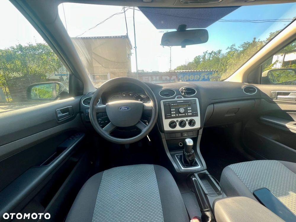 Ford Focus - 17