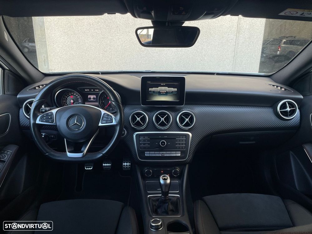 Mercedes-Benz A 180 d AMG Line - 9