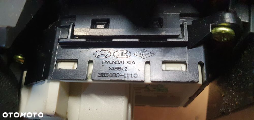 Przełącznik panel sterowania szyb lusterek Hyundai ix35 93570-2Y8209P - 8