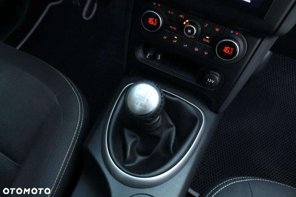 Nissan Qashqai 2.0 dCi Tekna - 28