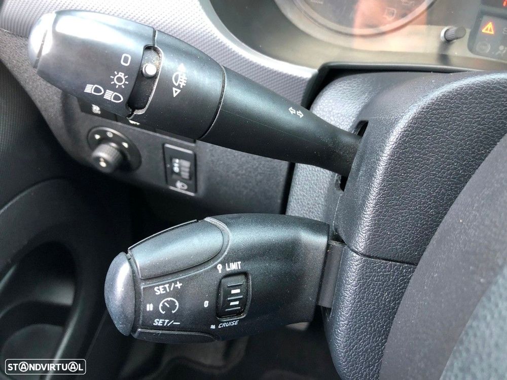 Peugeot Partner L1 1.6 HDI 100cv - AC - IVA DEDUTÍVEL - 33