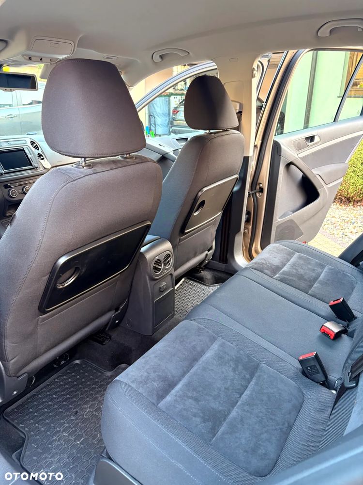 Volkswagen Tiguan 1.4 TSI Sport&Style DSG - 9