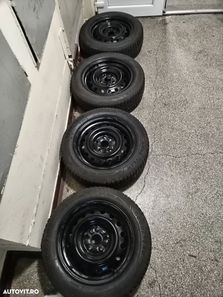 Toyota Avensis Combi 1.8 Comfort - 12