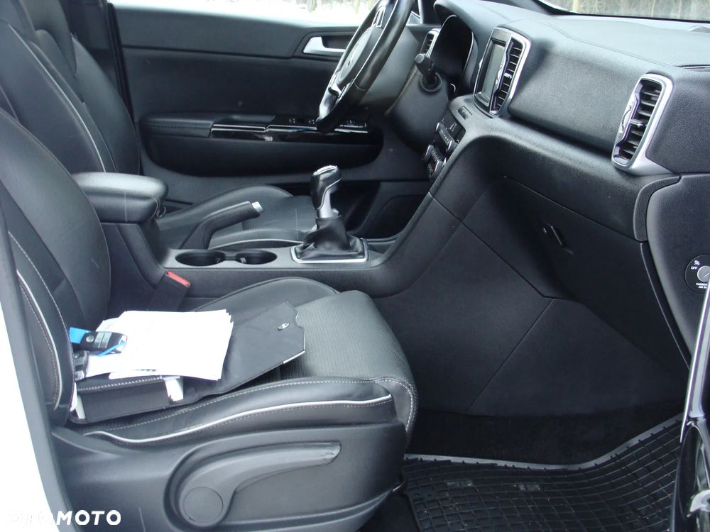 Kia Sportage - 11