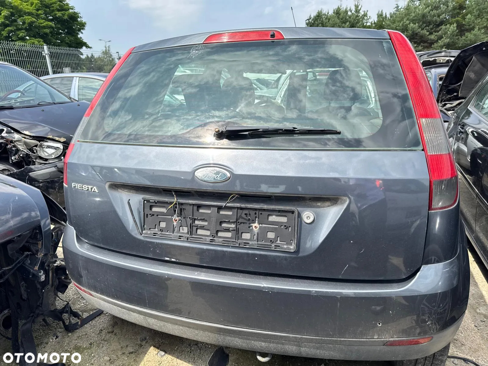 Ford Fiesta 2003 poj. 1.3 benzyna 70 KM - samochód na CZĘŚCI - 7