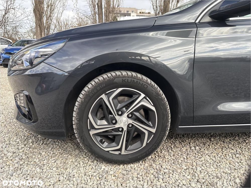 Hyundai i30 1.5 DPI Comfort - 16