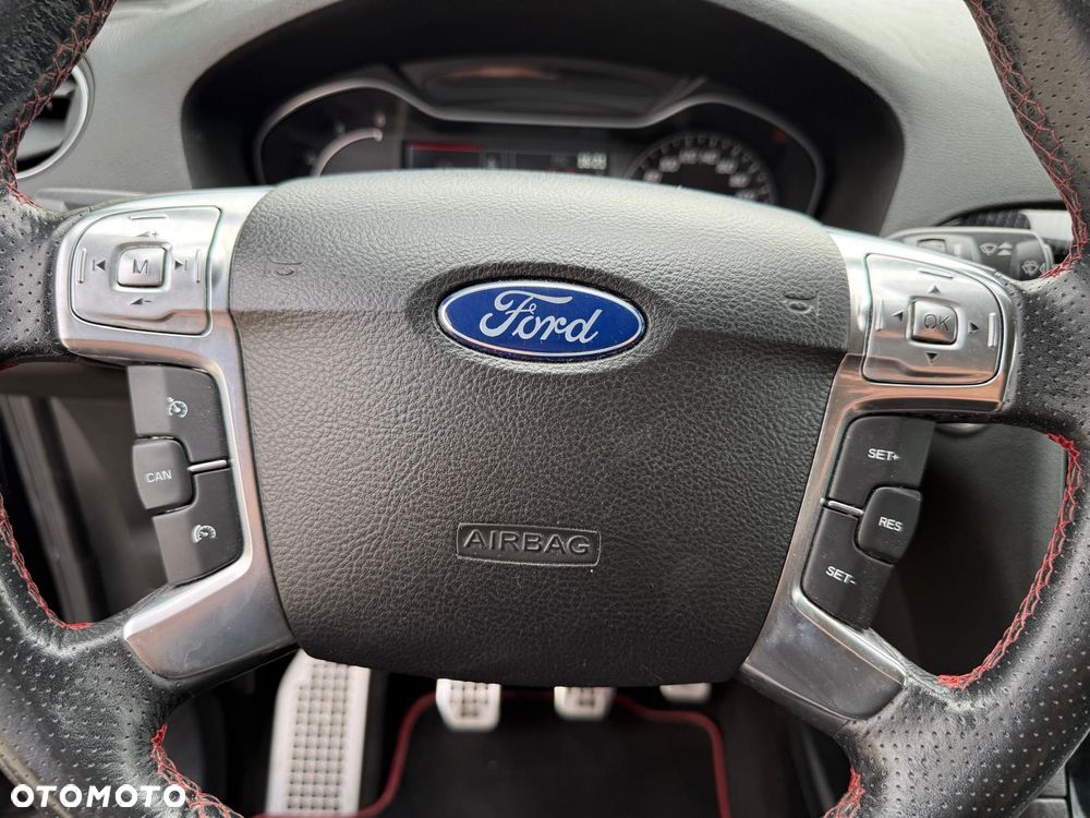Ford S-Max 2.0 TDCi DPF Titanium X - 29