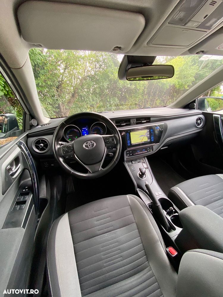 Toyota Auris - 6