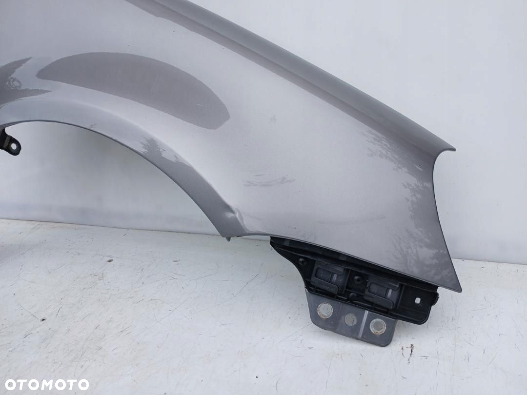 BŁOTNIK PRZÓD PRZEDNI PRAWY VOLKSWAGEN GOLF V 5 SZARY 1K6880682A - 2