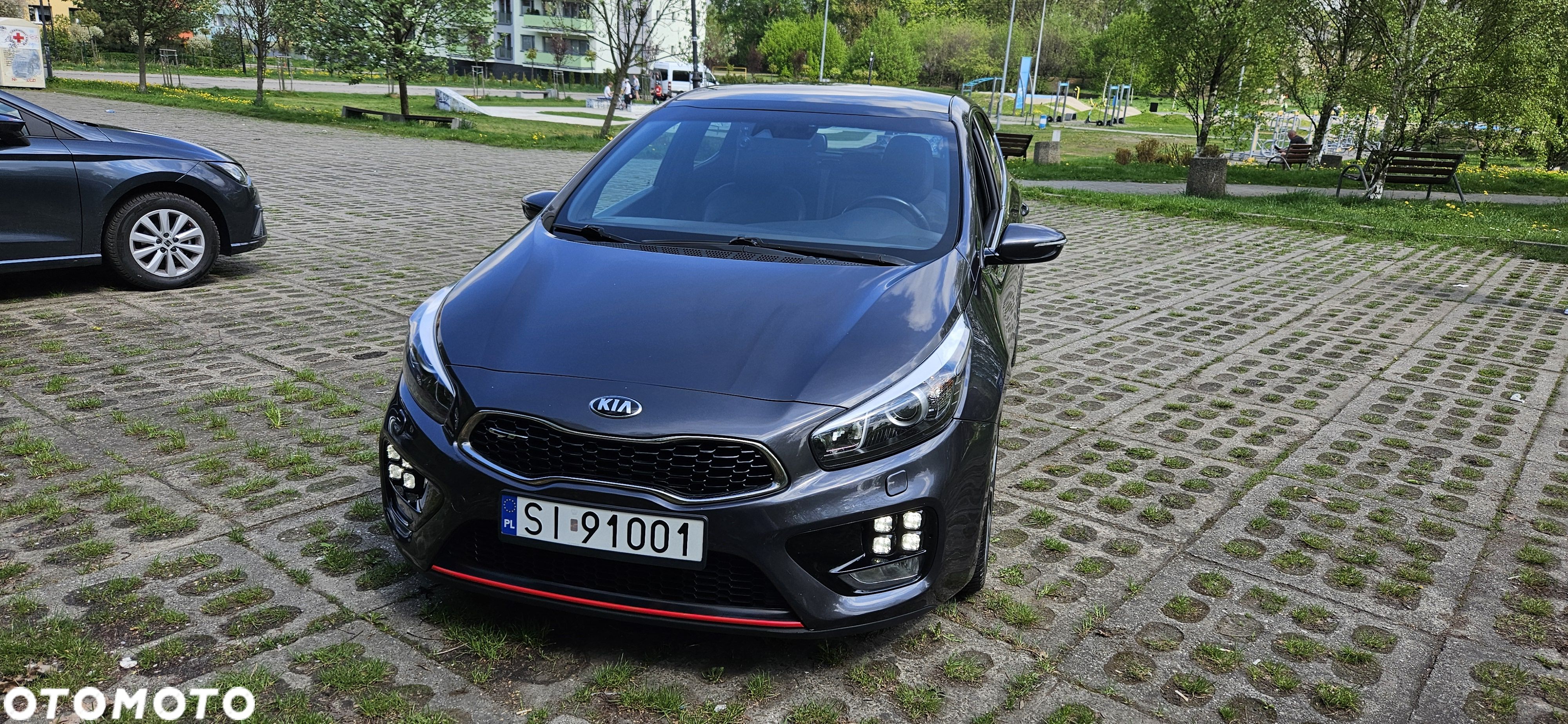 Kia Ceed Cee'd 1.6 T-GDI GT - 1