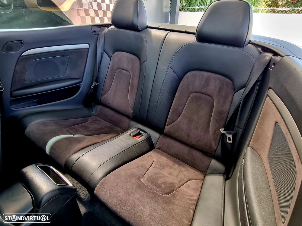 Audi A5 Cabrio 2.0 TDi S-line - 9