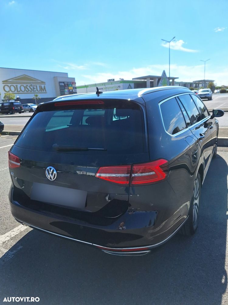 Volkswagen Passat - 16