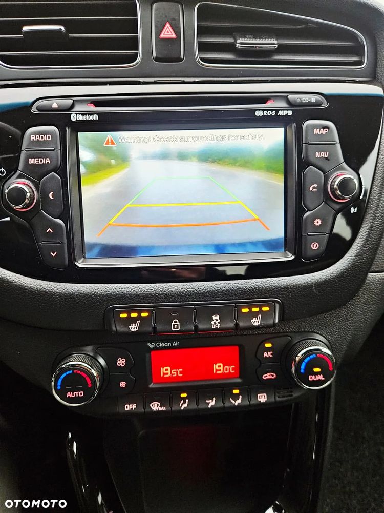 Kia Ceed 1.4 CVVT Spirit - 14