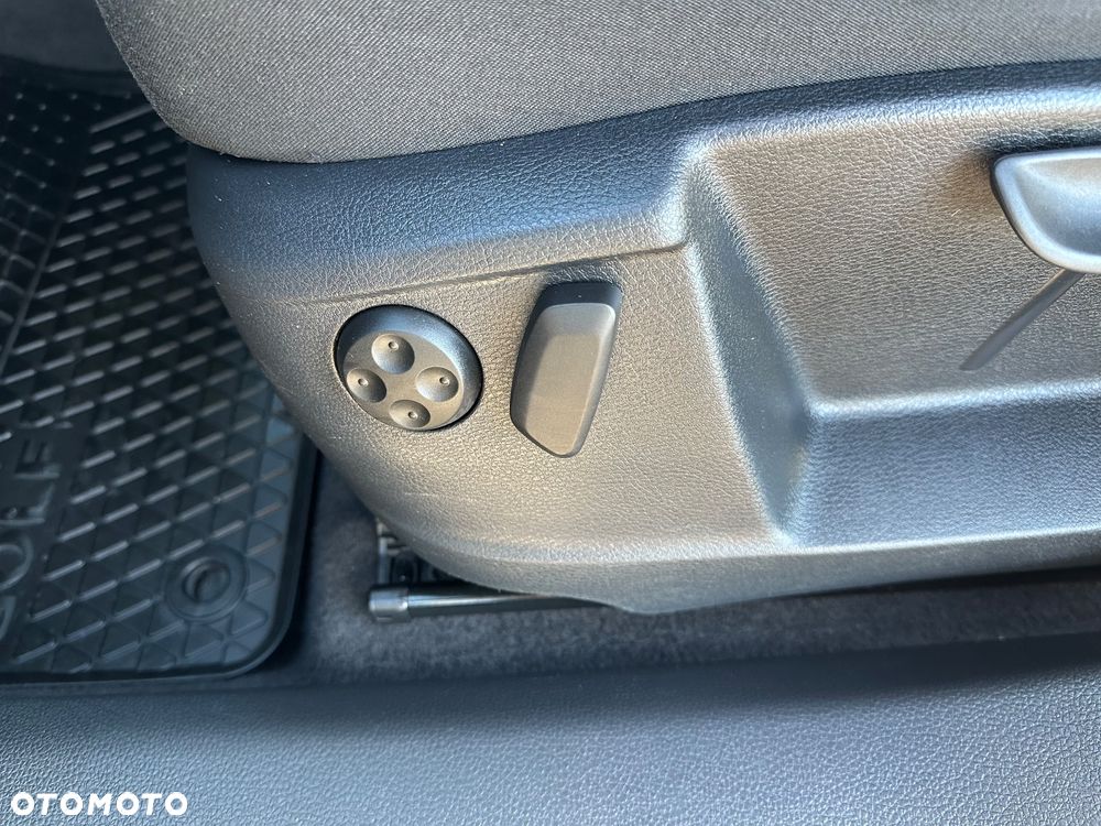 Volkswagen Sharan 2.0 TDI DPF BlueMotion Trendline - 16