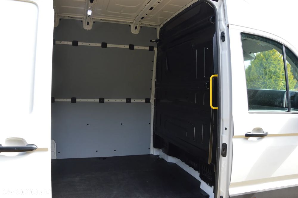 Volkswagen Crafter - 17