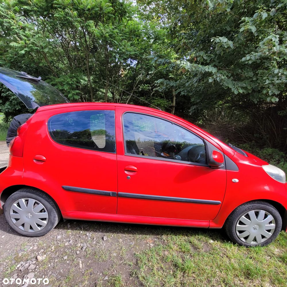 Peugeot 107 1.0 Trendy 2-Tronic - 1
