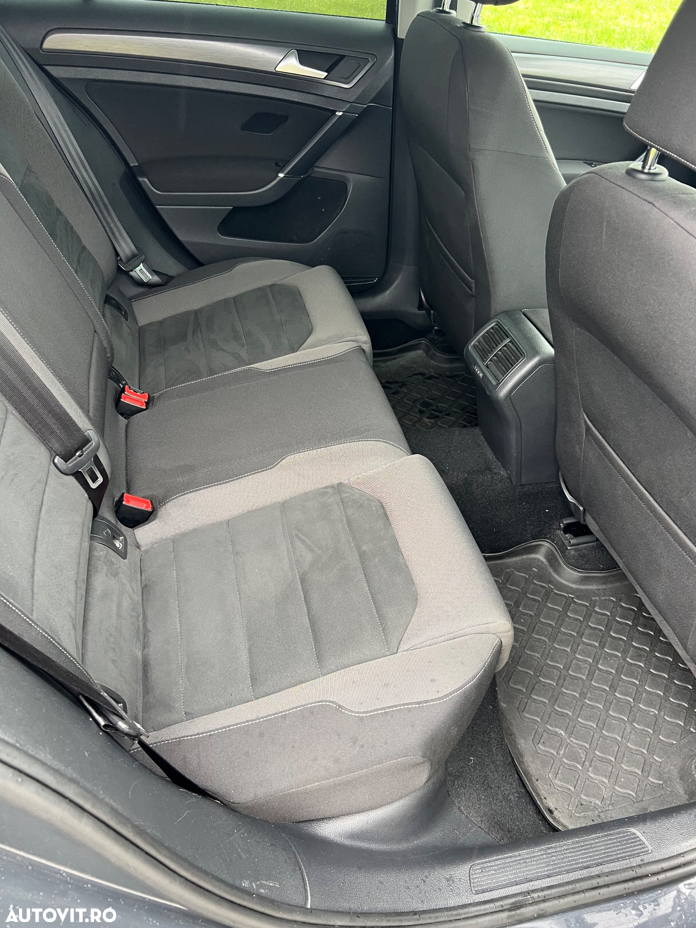 Volkswagen Golf 1.6 TDI DSG Comfortline - 14