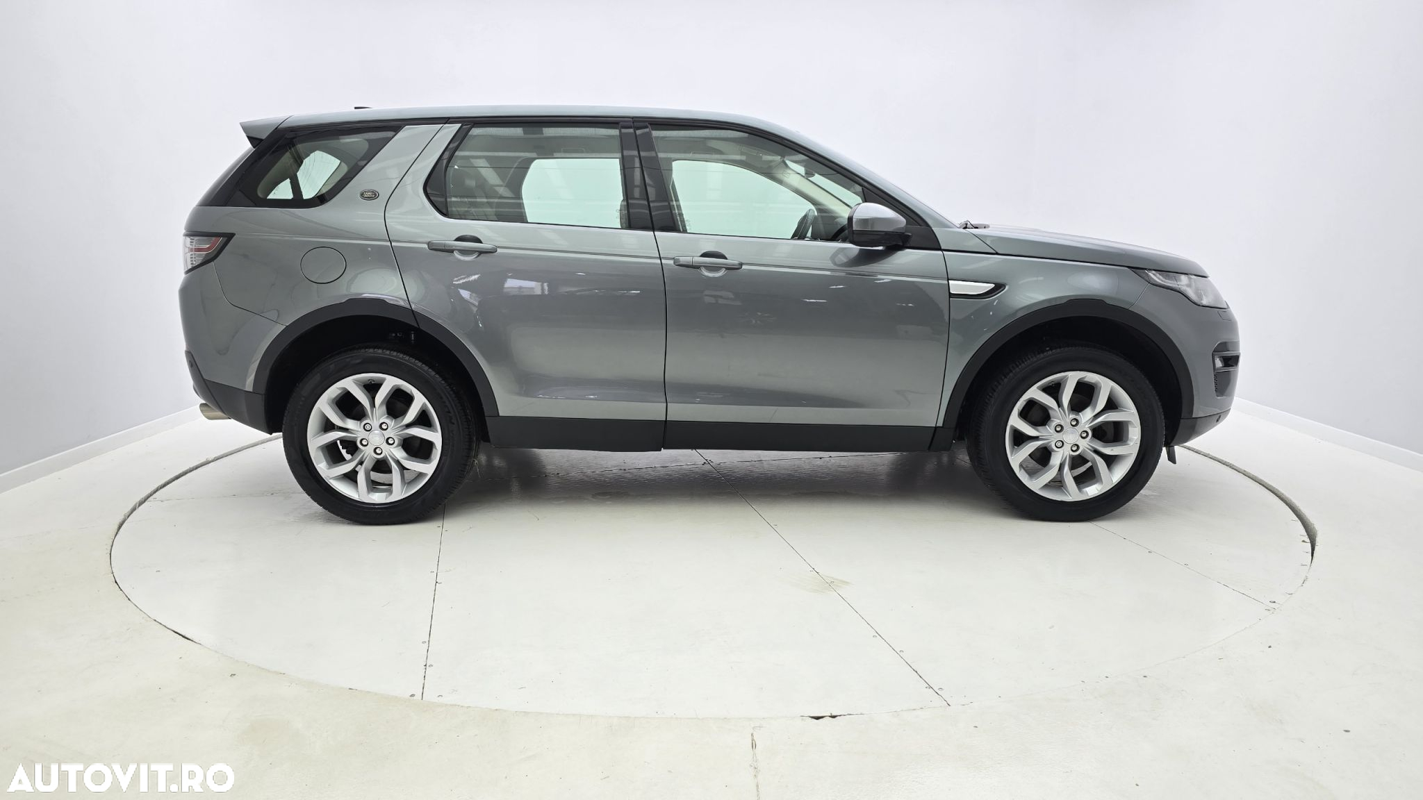 Land Rover Discovery Sport 2.0 l TD4 HSE - 6