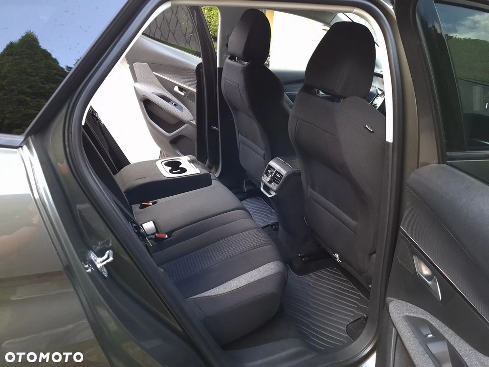 Peugeot 3008 BlueHDi 120 Stop & Start EAT6 Allure - 13