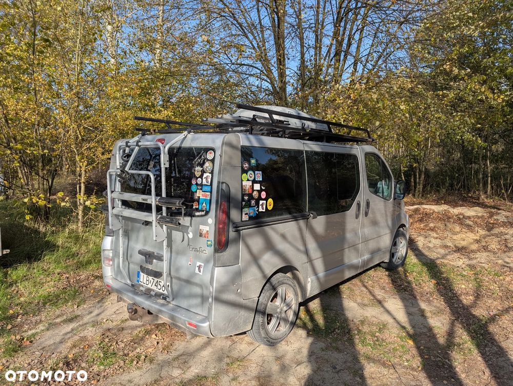 Renault Trafic 1.9 dCi Passenger Authentique - 3