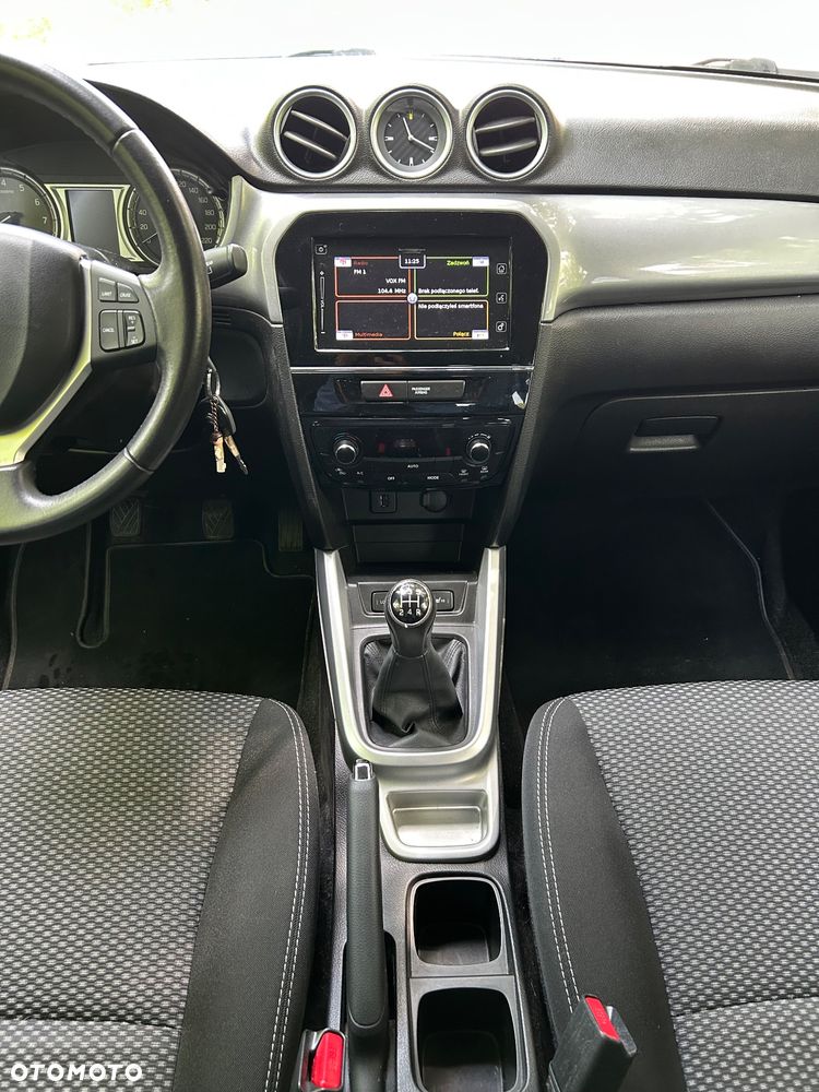 Suzuki Vitara 1.6 Premium 2WD - 19